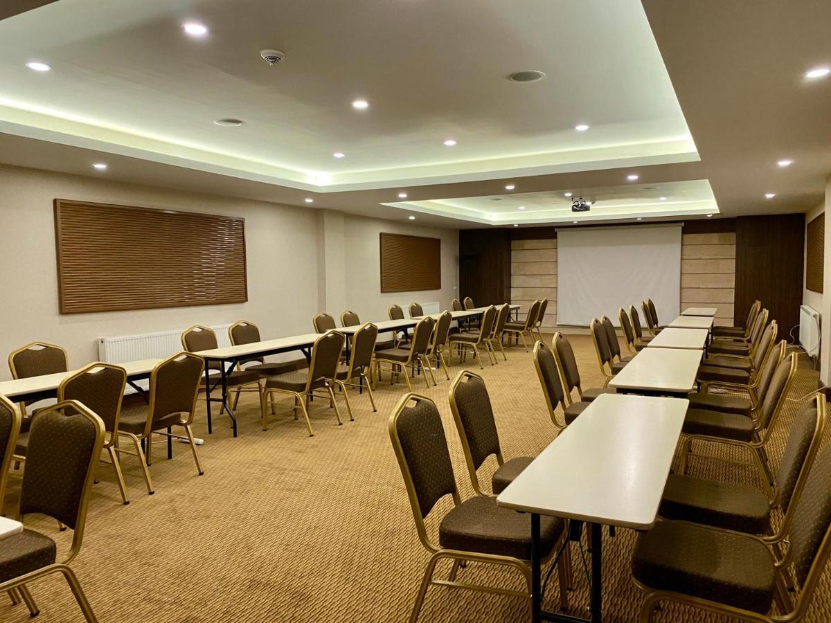 Perissia Hotel & Convention Centre Ürgüp Buitenkant foto