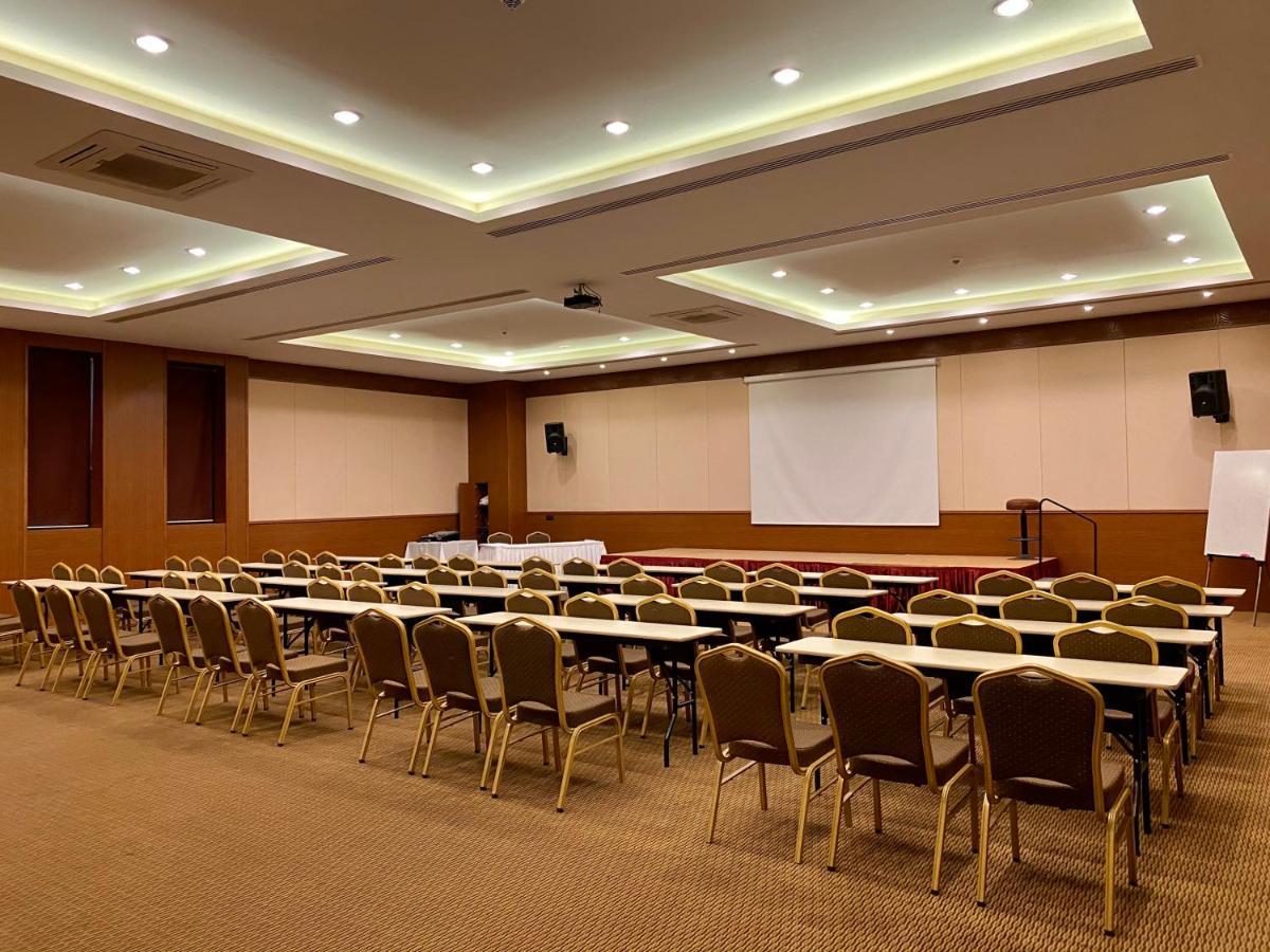 Perissia Hotel & Convention Centre Ürgüp Buitenkant foto